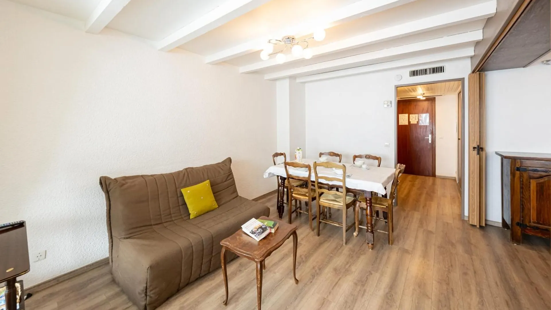 Saint-Francois-Longchamp, Appt Confort 6 Pers, Au Pied Des Pistes, Balcon Sud - Fr-1-807-83 Fransa