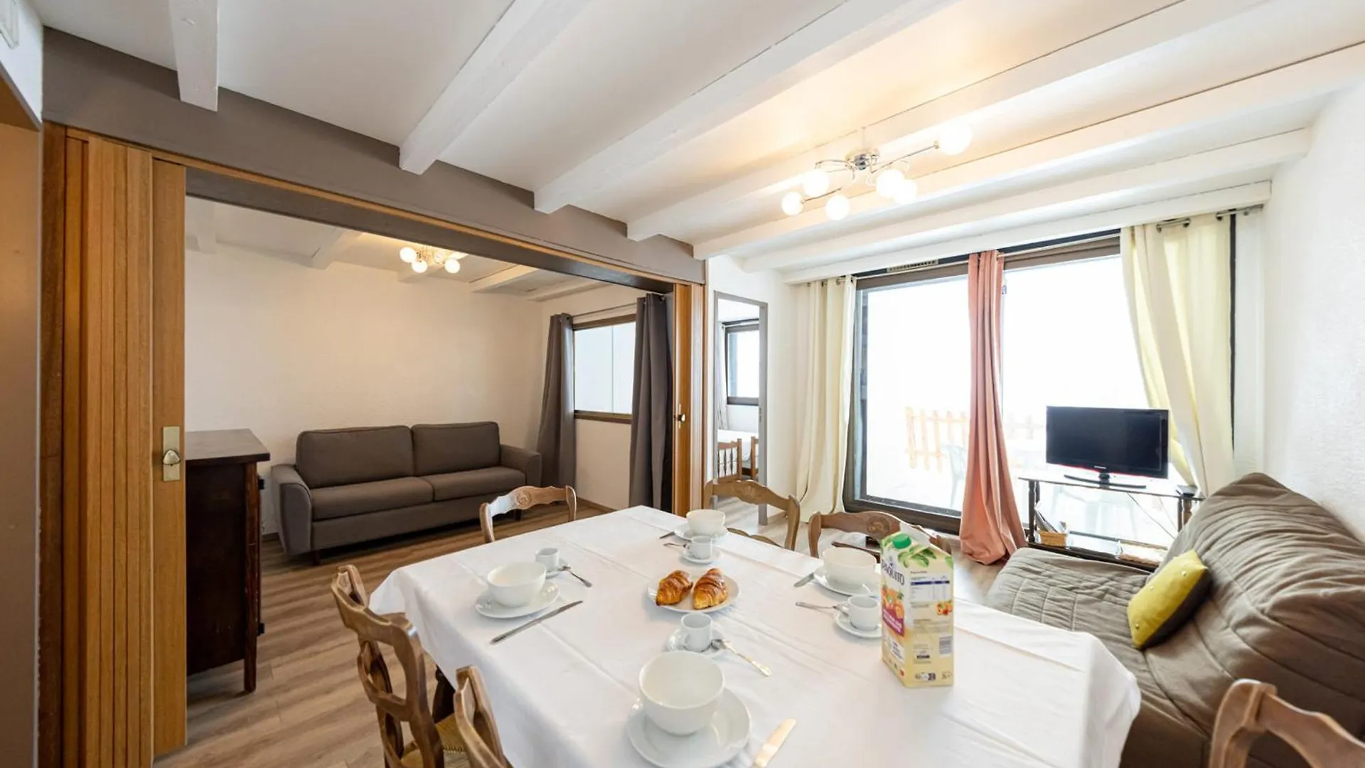 Saint-Francois-Longchamp, Appt Confort 6 Pers, Au Pied Des Pistes, Balcon Sud - Fr-1-807-83