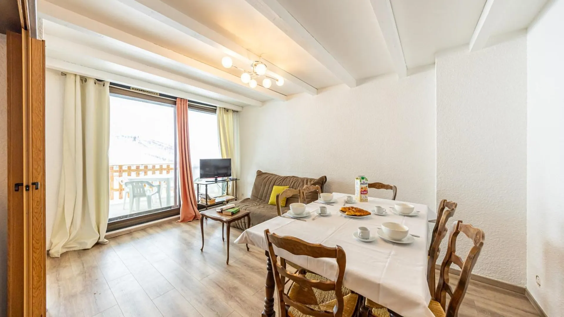 Saint-Francois-Longchamp, Appt Confort 6 Pers, Au Pied Des Pistes, Balcon Sud - Fr-1-807-83 0*, Saint-François-Longchamp Fransa